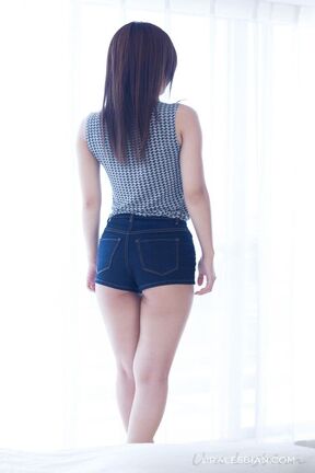 Miura Rin and Aoi Sakura sucking breasts wearing shorts