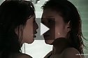 Yokoyama Natsuki and Aoi Shino kiss passionately in the shower